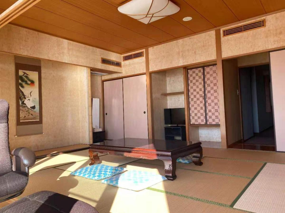 Guest house Atami Onsen Megumi 3*