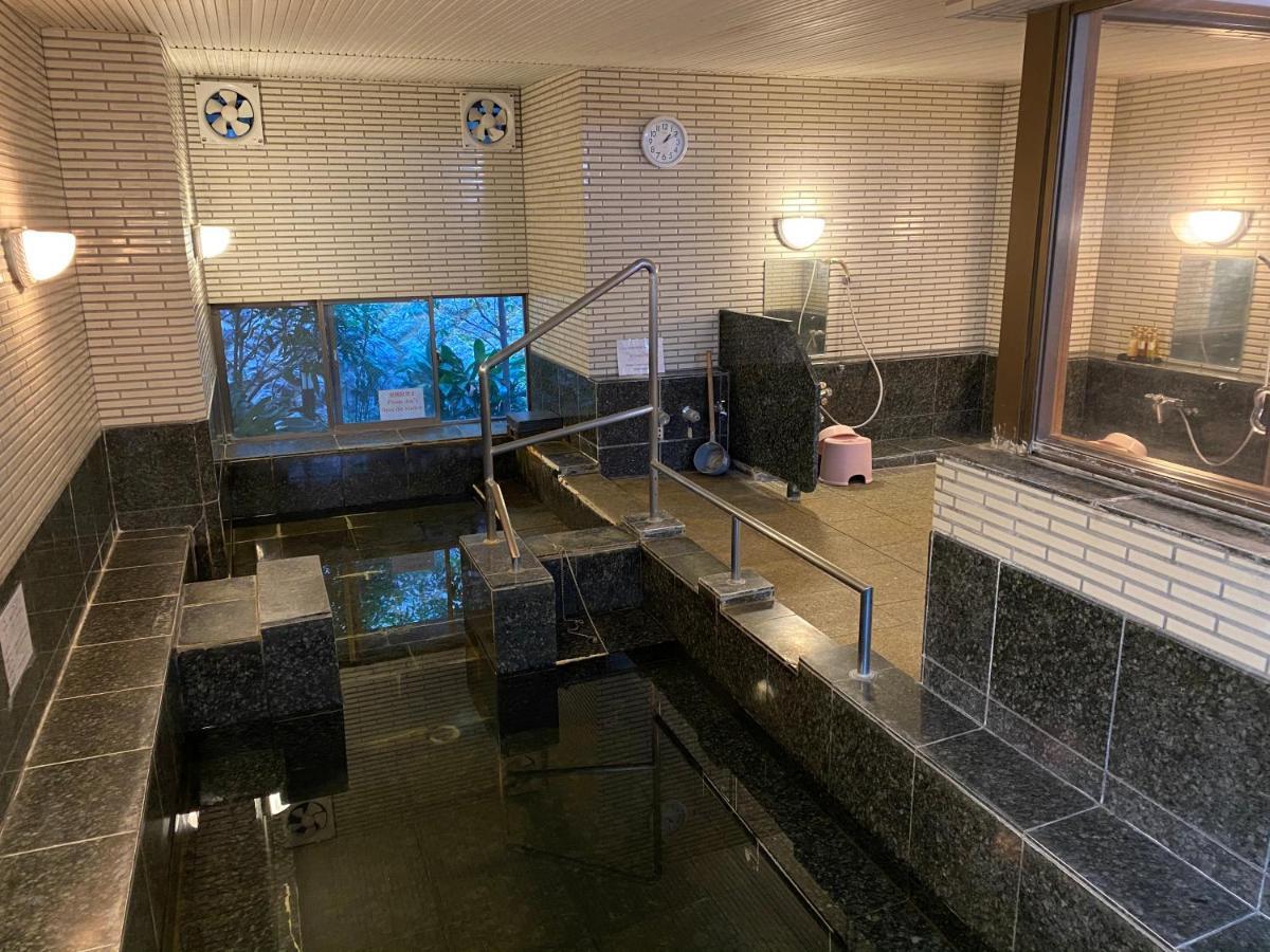 Atami Onsen Megumi 3* Atami (Shizuoka)
